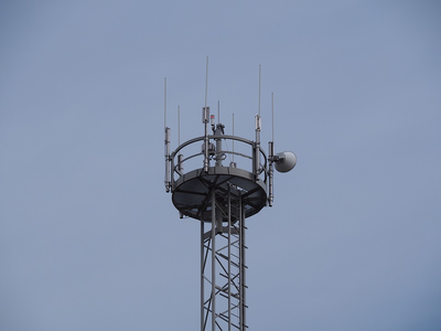 建在小區(qū)里的5G基站，對(duì)人體影響究竟有多大？